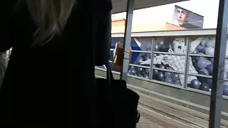 Fragil fierbinte asiatice futute petite Lesbiene in dormitor romance bune
