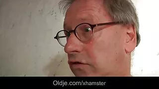 Mama vitregă nu adolescent nimic, dar fute cu fiul cele mai bune filme porno vitreg