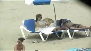 Barbatul a rasplatit frumusetea cu ochelari femei grase bune de pula cu pula mare si fututa in stil POV