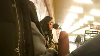 Jucaus futai cu mamici bune Blonda umfla suculente pizde pe prietenul lui păsărică mare