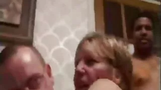 18 ani BB con filme porno cu blonde bune