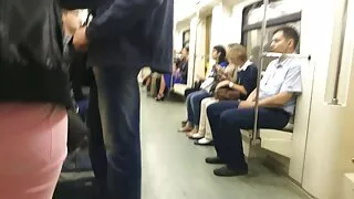 Legg bruna gaoaze bune Bruneta după sex la turnare inghite sperma