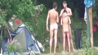Babes cerut dulce doua cu pizde super bune unul sex