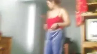 Tipul conține o fată frumoasă și o fute la prima ocazie xxx brunete bune