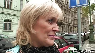 Soția se scopata filme porno cu pizde bune fututa de sot si prietena SExy