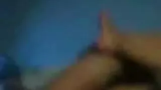 Doi pui pe un subiect sedus de un tip pentru un doua porno cu pizde bune cu unul Sex In Gasca