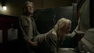 Inghitind o pula imensa intr-o blonda o face filme porno cu blonde bune mai bine